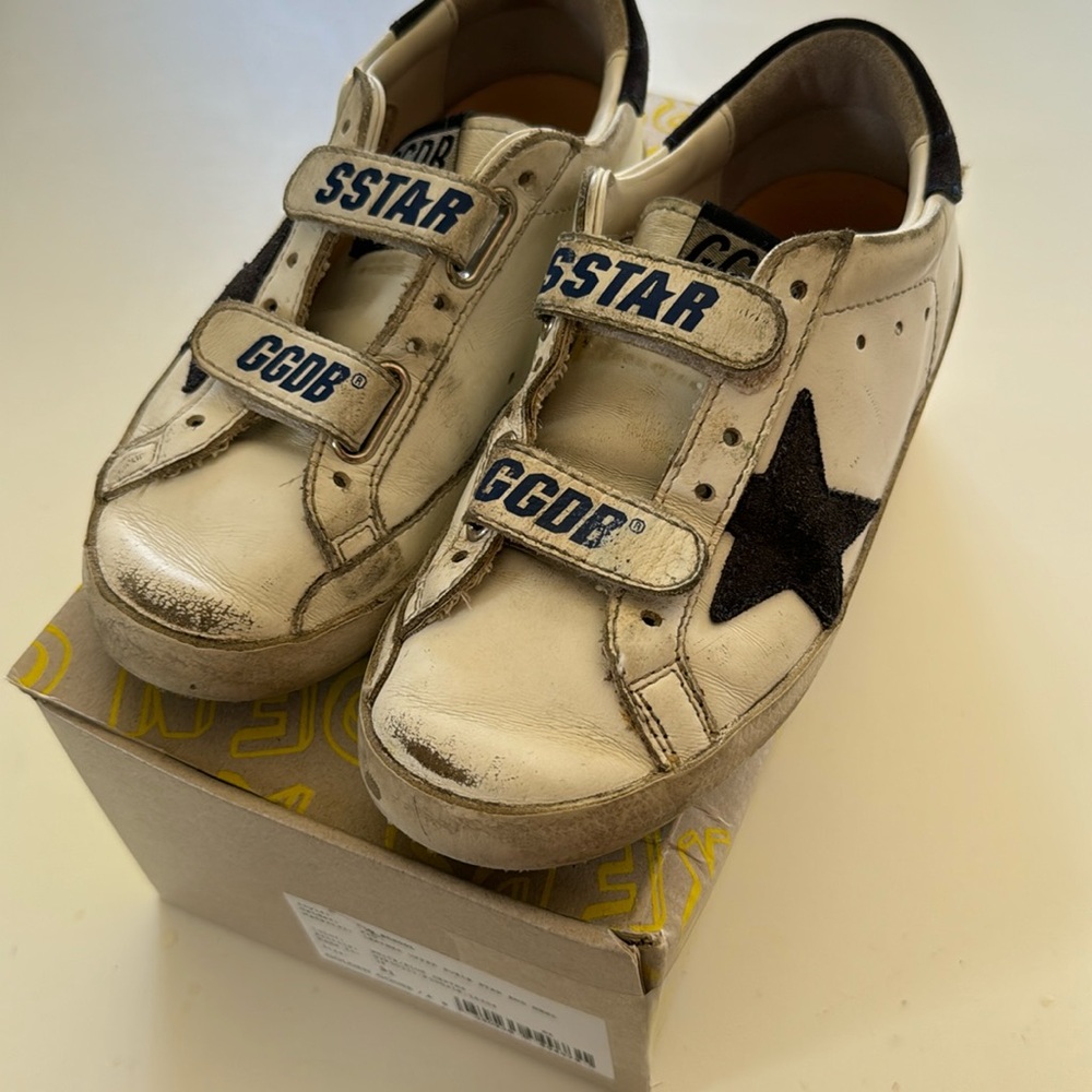 Used Golden Goose size 31 shoes